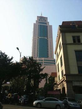 Qingdao Baifusheng Business Hotel Exterior foto